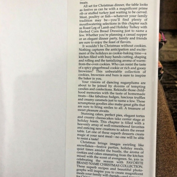 NEW Favorite Brand Name Christmas Collection Recipe Book Duncan Hines Nestle - Picture 8 of 9